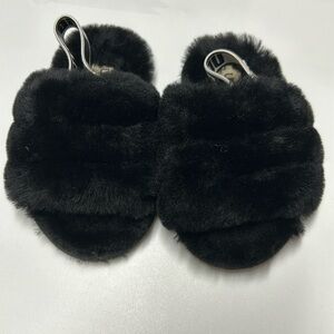 Kids Ugg fluff yeah slippers